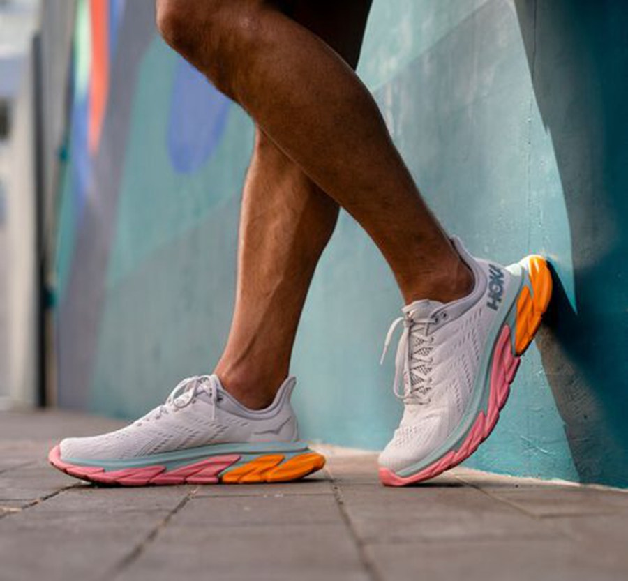 Hoka One One ランニングシューズ メンズ 白 - クリフトン 縁 - VL3645097